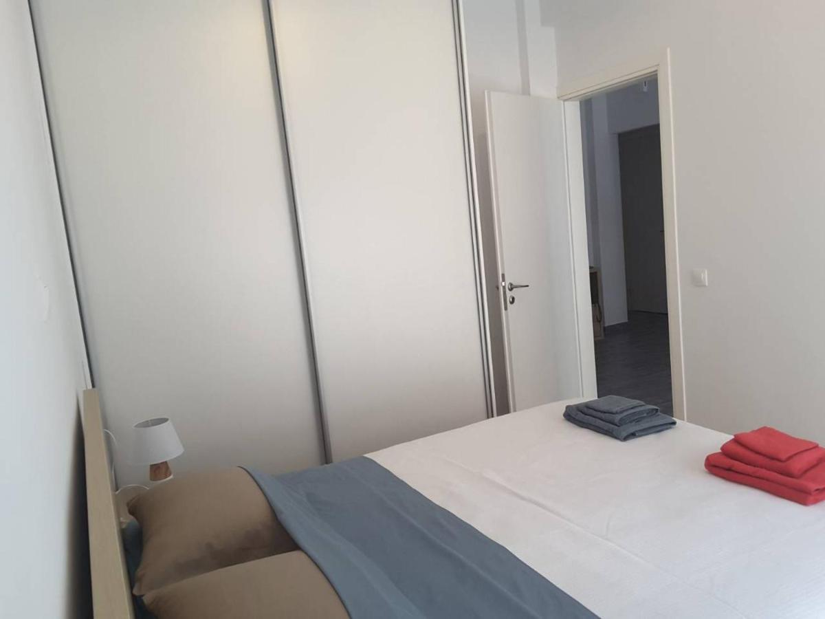Seaview Apartment In Theheart Of Loutraki Eksteriør bilde